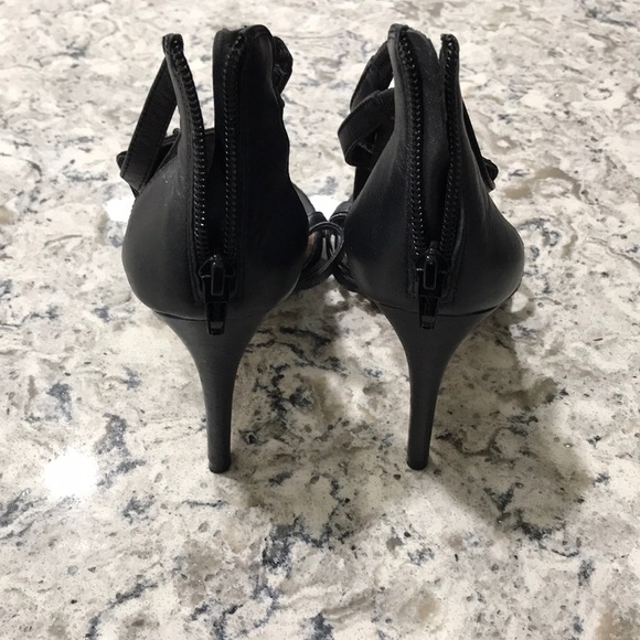 Vince Camuto Black stilettos - Picture 3 of 8